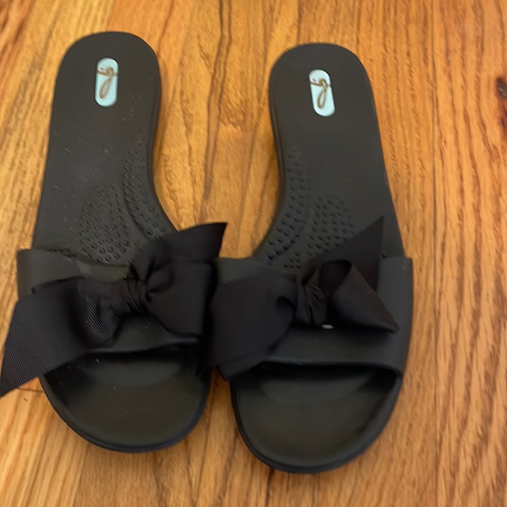 OKA B. Black Sandals L 9.5-10